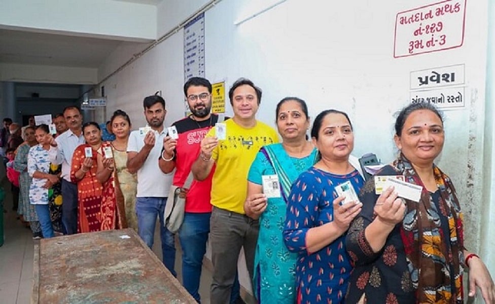 गुजरात में दूसरे चरण का मतदान, क्या रहेगा रुझान!