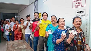 गुजरात में दूसरे चरण का मतदान, क्या रहेगा रुझान!