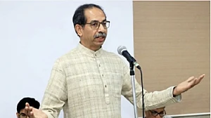 महाराष्ट्र-कर्नाटक सीमा विवादः उद्धव ठाकरे की मांग- फैसले तक क्षेत्र को केंद्र शासित प्रदेश घोषित किया जाए