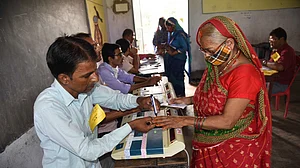 बिहार : कुढ़नी विधानसभा उपचुनाव में मतदान जारी, 11 बजे तक 24 प्रतिशत मतदान