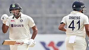 खेल की खबरें: टेस्ट रैंकिंग में अश्विन का तहलका, अय्यर-उमेश ने लगाई लंबी छलांग और बांग्लादेश के कोच ने दिया इस्तीफा
