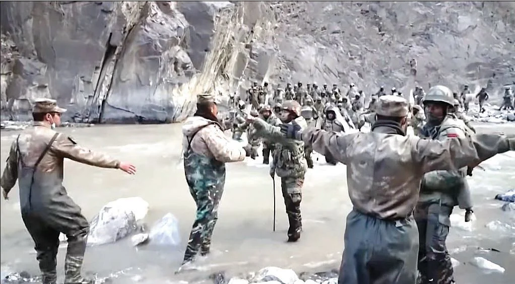 चीन की लगातार बढ़ती गुस्ताखी के बावजूद आखिर क्यों ठिठकी हुई है मोदी सरकार!