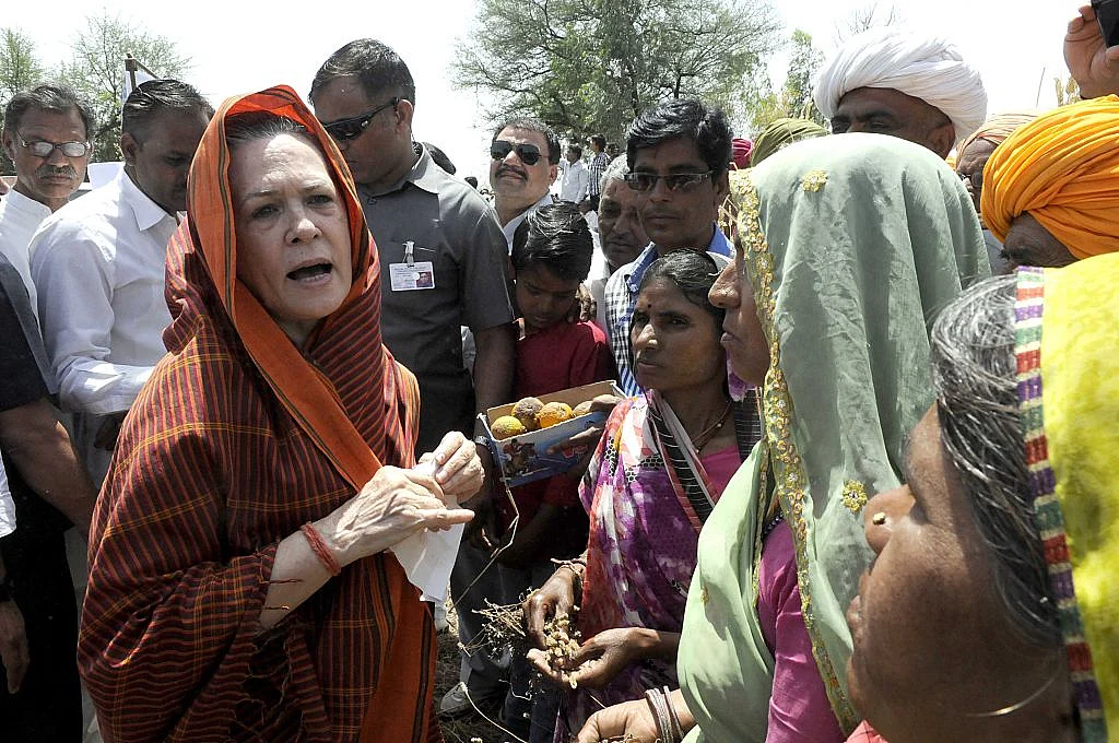 सोनिया गांधी: भारतीयता को आत्मसात कर सार्वजनिक जीवन को परिभाषित करती शख्सियत