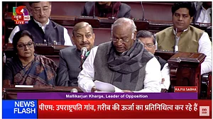 अंग्रेजों से माफी मांगने वाले माफी की मांग कर रहे हैं, अगर फिर दोहराया तो बहुत मुश्किल हो जाएगी, राज्यसभा में गरजे खड़गे