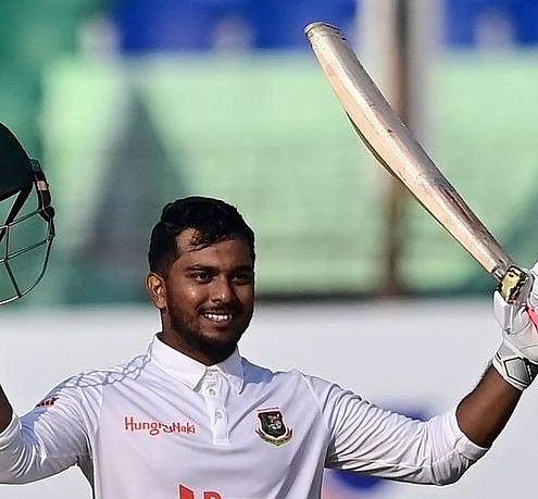 खेल की खबरें: भारत ने तीसरी बार जीता ब्लाइंड T20 WC और डेब्यू टेस्ट में इस खिलाड़ी ने शतक लगाकर ये रिकॉर्ड किया अपने नाम