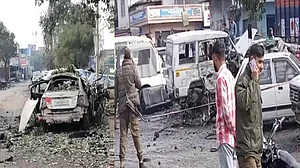 जम्मू के नरवाल में हुए 3 धमाकों की जांच करने पहुंची NIA टीम, घटनास्थल का किया मुआयना