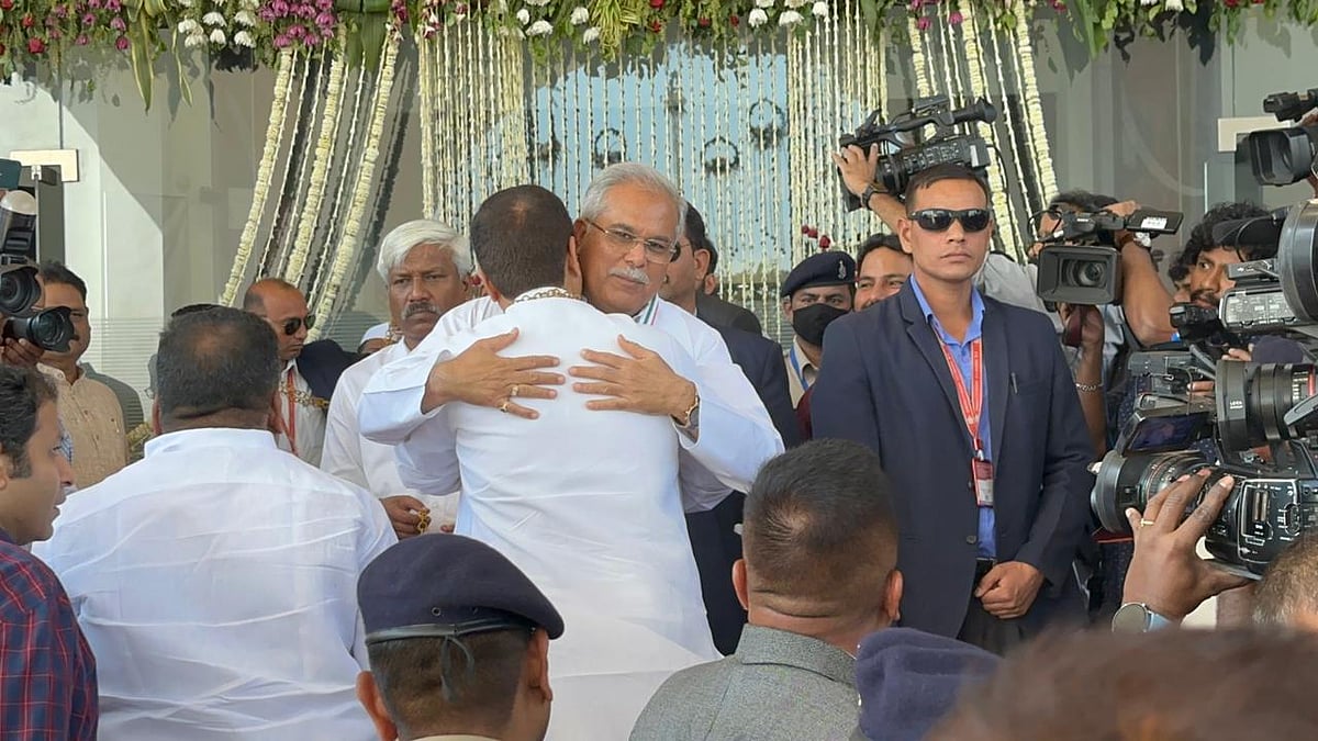 कांग्रेस महाधिवेशन: छत्तीसगढ़ के सीएम भूपेश बघेल ने कांग्रेस नेताओं का किया स्वागत, देखें तस्वीरें