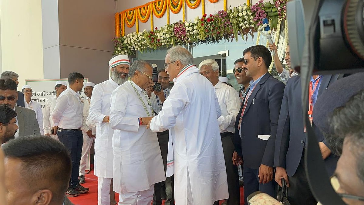 कांग्रेस महाधिवेशन: छत्तीसगढ़ के सीएम भूपेश बघेल ने कांग्रेस नेताओं का किया स्वागत, देखें तस्वीरें