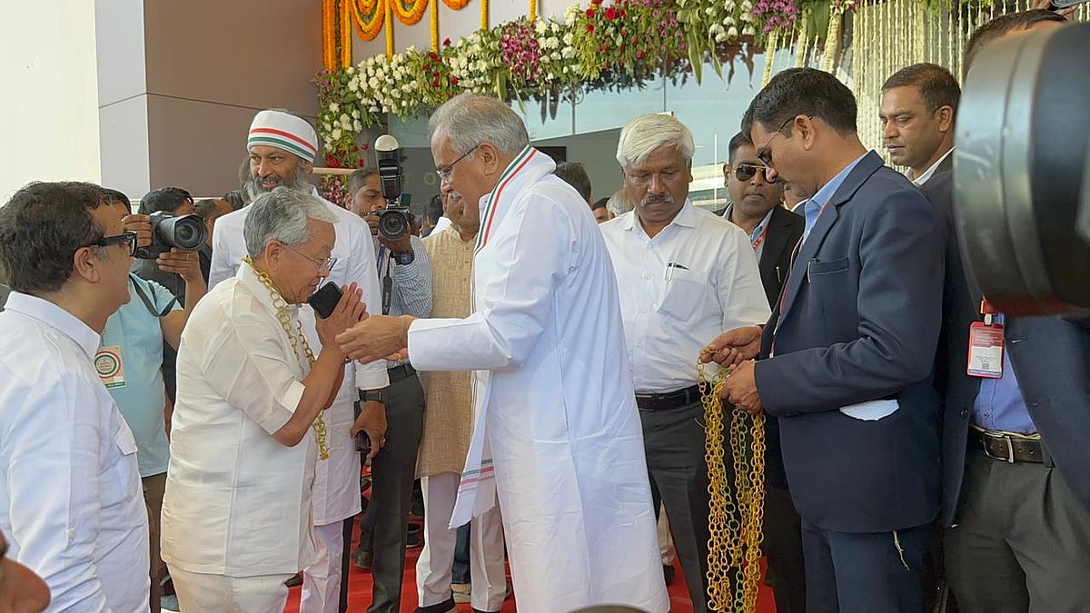 कांग्रेस महाधिवेशन: छत्तीसगढ़ के सीएम भूपेश बघेल ने कांग्रेस नेताओं का किया स्वागत, देखें तस्वीरें