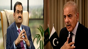 अर्थतंत्र: हिंडनबर्ग के भंवर में फंसे अडानी को लगा एक और झटका और कंगाली की कगार पर खड़ा पाकिस्तान लेगा ये बड़ा फैसला?