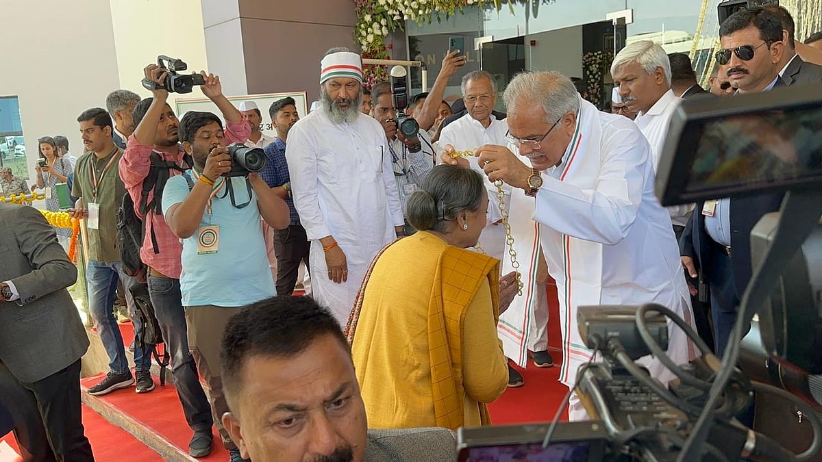 कांग्रेस महाधिवेशन: छत्तीसगढ़ के सीएम भूपेश बघेल ने कांग्रेस नेताओं का किया स्वागत, देखें तस्वीरें