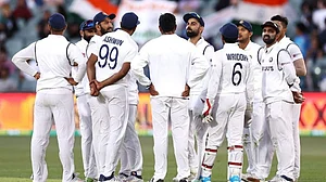 IND vs AUS: इस भारतीय खिलाड़ी के बुरे दिन शुरू! पहले गई उपकप्तानी अब टीम से कटेगा पत्ता? गिल कर सकते हैं रिप्लेस
