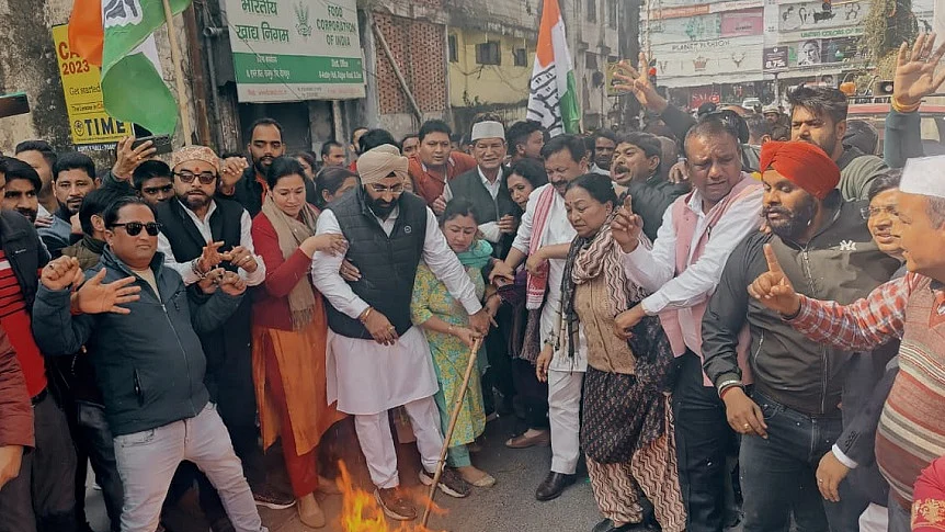 फोटोः @harishrawatcmuk