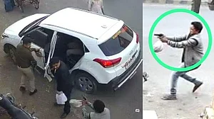 उमेश पाल हत्याकांड में STF की बड़ी कार्रवाई, दो महिलाओं को हिरासत में लिया, शूटर गुड्डू मुस्लिम से है कनेक्शन