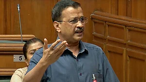 क्या केजरीवाल ने मोदी सरकार के लिए कहा- ऊपर से नीचे तक अनपढ़ लोगों की जमात!