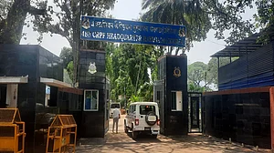 CRPF के अधिकारी ने ओडिशा कैंप में खुद को मारी गोली, पुलिस ने शुरू की आत्महत्या की जांच