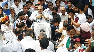 सत्यपाल मलिक उतरे पहलवानों के समर्थन में, कहा- किसानों की तरह पहलवानों से भी माफी मांगेंगे प्रधानमंत्री