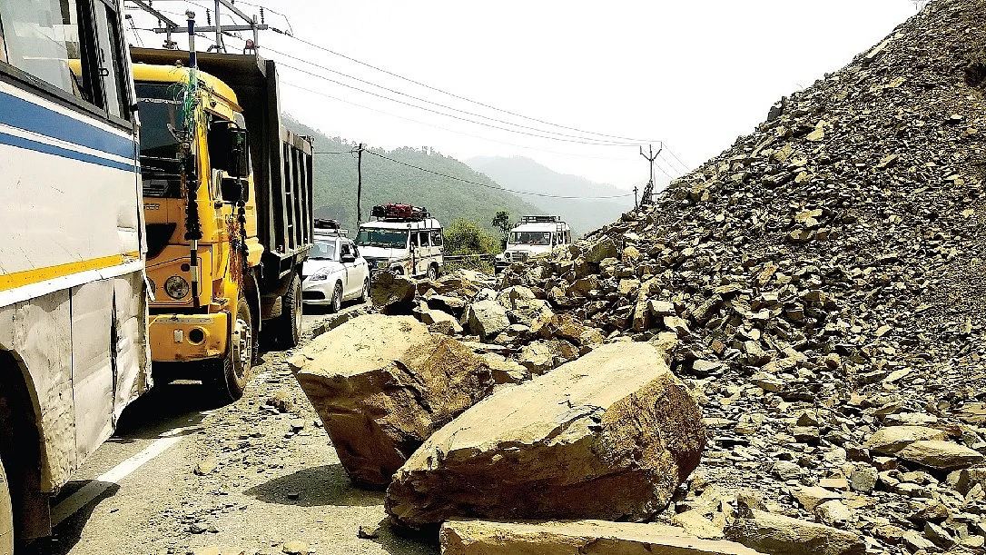 चारधाम यात्रा: बिना तैयारी और व्यवस्था के लाखों को दे दिया गया न्योता