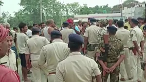 बिहार के बेगूसराय में मुठभेड़ में इनामी अपराधी ढेर, SHO और सिपाही को लगी गोली, कार्बाइन बरामद