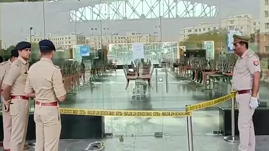 शिव नादर यूनिवर्सिटी की लापरवाही से गई दो की जान!