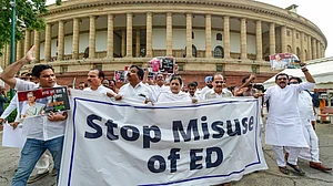 देश के आधे लोग मानते हैं मोदी सरकार करती है ईडी-सीबीआई जैसी एजेंसियों का दुरुपयोग- सर्वे