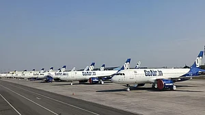 अर्थ जगत: NCLT ने स्वीकारी गो एयरलाइंस की दिवाला याचिका और पेटीएम ने फोनपे और गूगलपे को छोड़ा पीछे