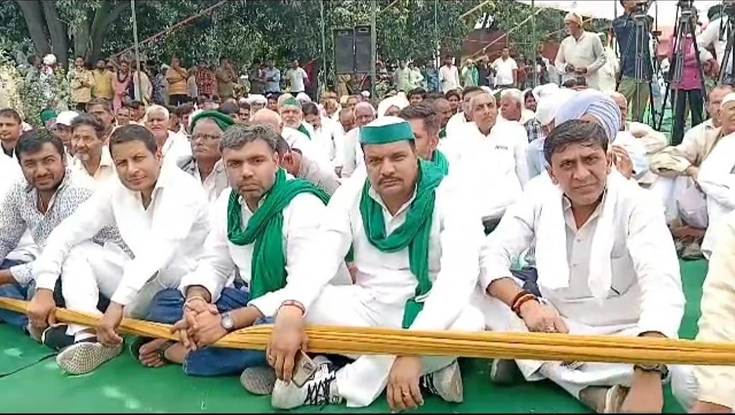 पहलवानों के पक्ष में मुजफ्फरनगर में सर्व खाप पंचायत