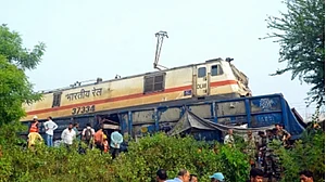 ओडिशा ट्रेन हादसाः शुरुआती जांच में सिग्नलिंग सिस्टम में खामी के मिले संकेत, जांच रिपोर्ट का इंतेजार