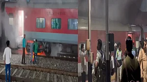 ओडिशा में टला बड़ा हादसा! दुर्ग-पुरी एक्सप्रेस के AC कोच में लगी आग, सभी सुरक्षित
