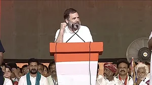 खम्मम में राहुल गांधी का ऐलान- तेलंगाना में दोहराएंगे कर्नाटक, BJP के बाद अब यहां BRS को हराएंगे