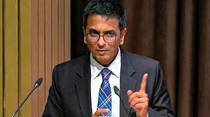 समलैंगिक विवाह पर सीजेआई बोले- संविधान के अनुच्छेद 21 के मूल में है जीवनसाथी चुनने का अधिकार