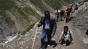 अमरनाथ यात्रा: 36 घंटे में 5 तीर्थयात्रियों की मौत, 24 हुई मरने वालों की संख्या