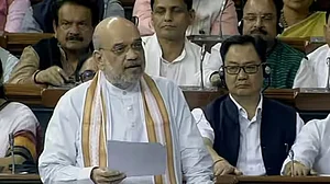 मोदी सरकार मणिपुर सीएम के बचाव में उतरी, अविश्वास प्रस्ताव पर चर्चा में बोले शाह- वे सहयोग कर रहे हैं, नहीं हटाए जाएंगे