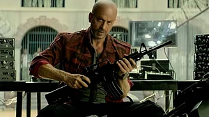 'जवान' के ट्रेलर ने इंटरनेट पर मचाया तूफान, शाहरुख का स्वैग देख नेटिजन्स के उड़े होश