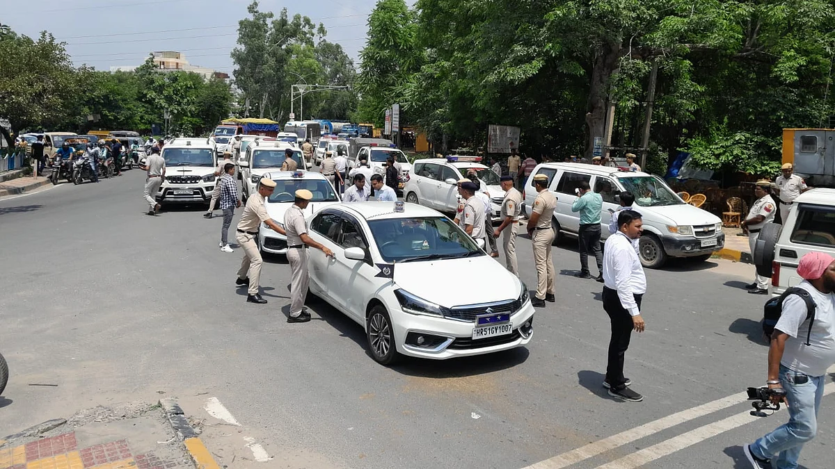 गुरुग्राम में पांच एफआईआर दर्ज की गई हैं और कई मामले दर्ज किए जा रहे हैं।