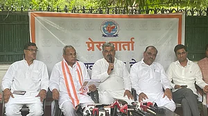 नूंह में तनाव: अनुमति नहीं मिलने के बाद भी यात्रा पर अड़ा विश्व हिंदू परिषद, VHP का ऐलान- यात्रा तो होकर रहेगी