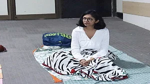 DCW अध्यक्ष मालीवाल का दिल्ली के उस अस्पताल के बाहर धरना जारी, जहां रेप पीड़ित को कराया गया है भर्ती
