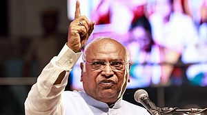 प्याज की महंगाई पर खड़गे बोले- भला क्यों फिर से महंगा हुआ प्याज? अब BJP को हराकर 5 राज्यों के लोग बताएंगे इसका राज!