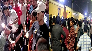 झारखंड में संबलपुर-जम्मूतवी एक्सप्रेस में डकैती, दो यात्रियों को डकैतों ने मारी गोली, 10 राउंड की फायरिंग