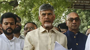चंद्रबाबू नायडू पर गिरफ्तारी की तलवार, आंध्र के मंत्रियों का दावा- 188 करोड़ की रिश्वत में जेल से नहीं बच पाएंगे