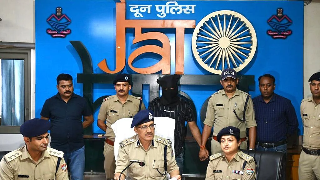 देहरादून में महिला के मर्डर के आरोपी कर्नल ने पुलिस को बताया उस रात का पूरा सच