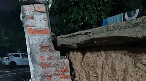 बिहार में बारिश से आफत, मकान का छज्जा-दीवार गिरने से 3 महिलाओं की मौत, कई घायल