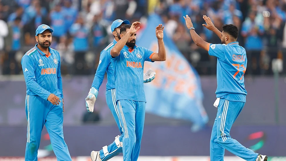 शमी के कहर से थमी न्यूज़ीलैंड की रफ्तार