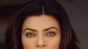 सिनेजीवन: सुष्मिता सेन बोलीं- आर्या' में बवंडर का मुकाबला करने की ताकत और फिल्म 'थंगालान' की रिलीज डेट का ऐलान