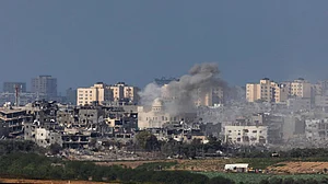 दुनिया से कटा गाजा का संपर्क!