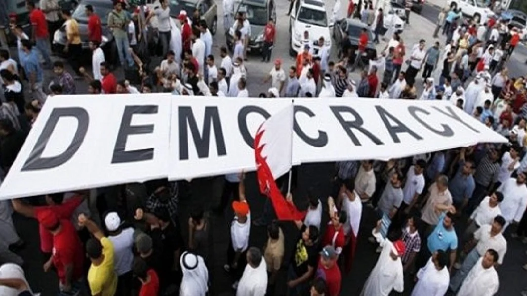 बदल रही है प्रजातंत्र की परिभाषा