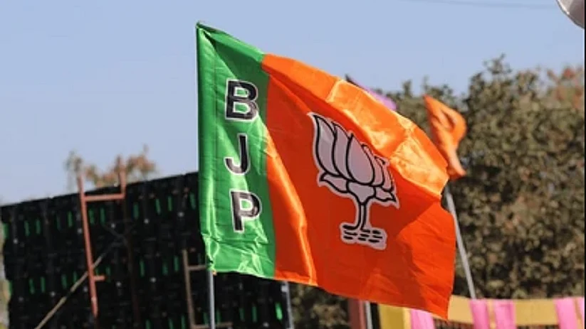 बंगाल चुनाव: बीजेपी के 19 प्रत्याशियों की तीसरी लिस्ट जारी, आरजी कर पीड़िता की मां पानीहाटी से प्रत्याशी