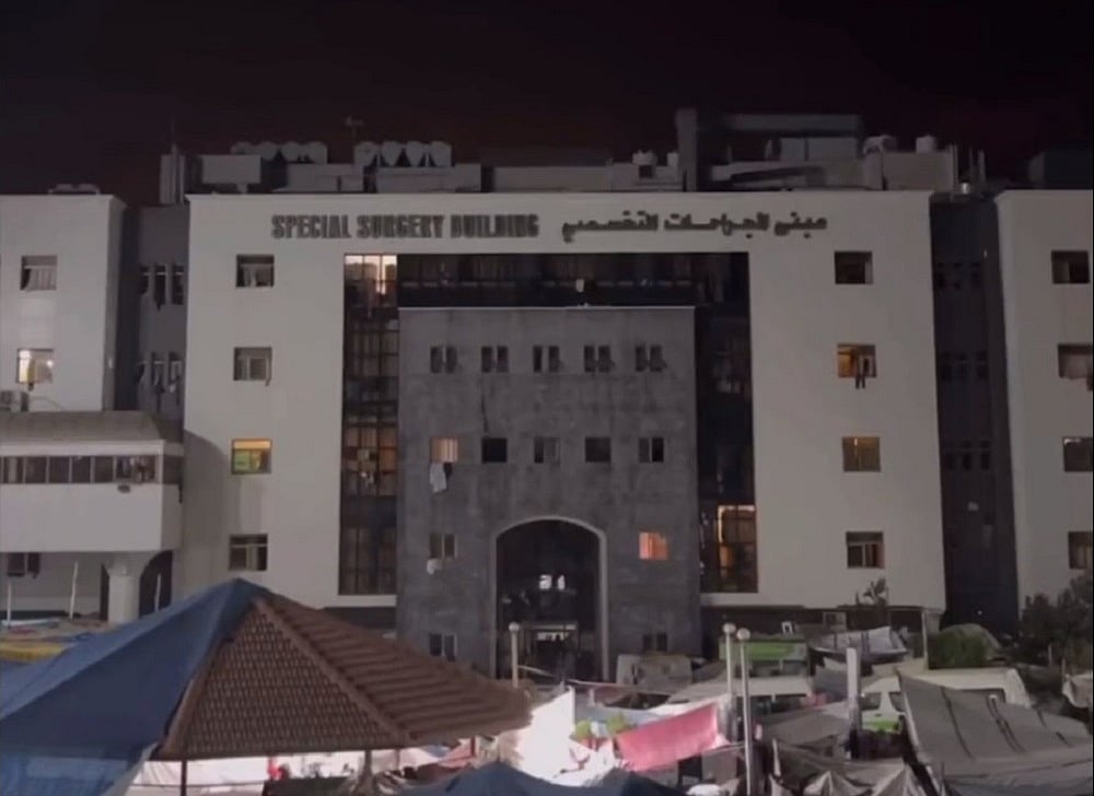 इजरायली सेना ने गाजा के अल-शिफा अस्पताल के निदेशक को गिरफ्तार किया