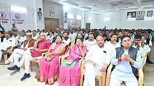 मध्य प्रदेश चुनावः वोटिंग के बाद अब मतगणना की तैयारी, कांग्रेस ने 230 उम्मीदवारों को दी काउंटिंग की ट्रेनिंग