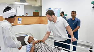 राहुल गांधी ने राजस्थान के स्वास्थ्य बीमा लाभार्थियों से मुलाकात का वीडियो किया शेयर,  कहा- इसे कहते हैं गारंटी